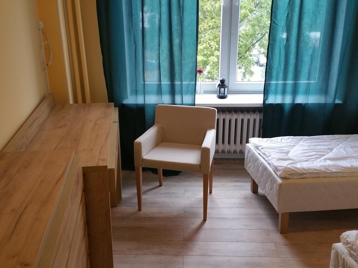 Kaktus Guest House 2 Warschau Buitenkant foto